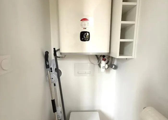 Le Nid Avec Cour Paratagee *